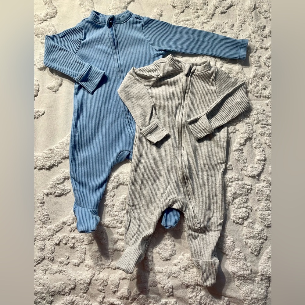 Zip Up Footed Pajamas - 0-3 months